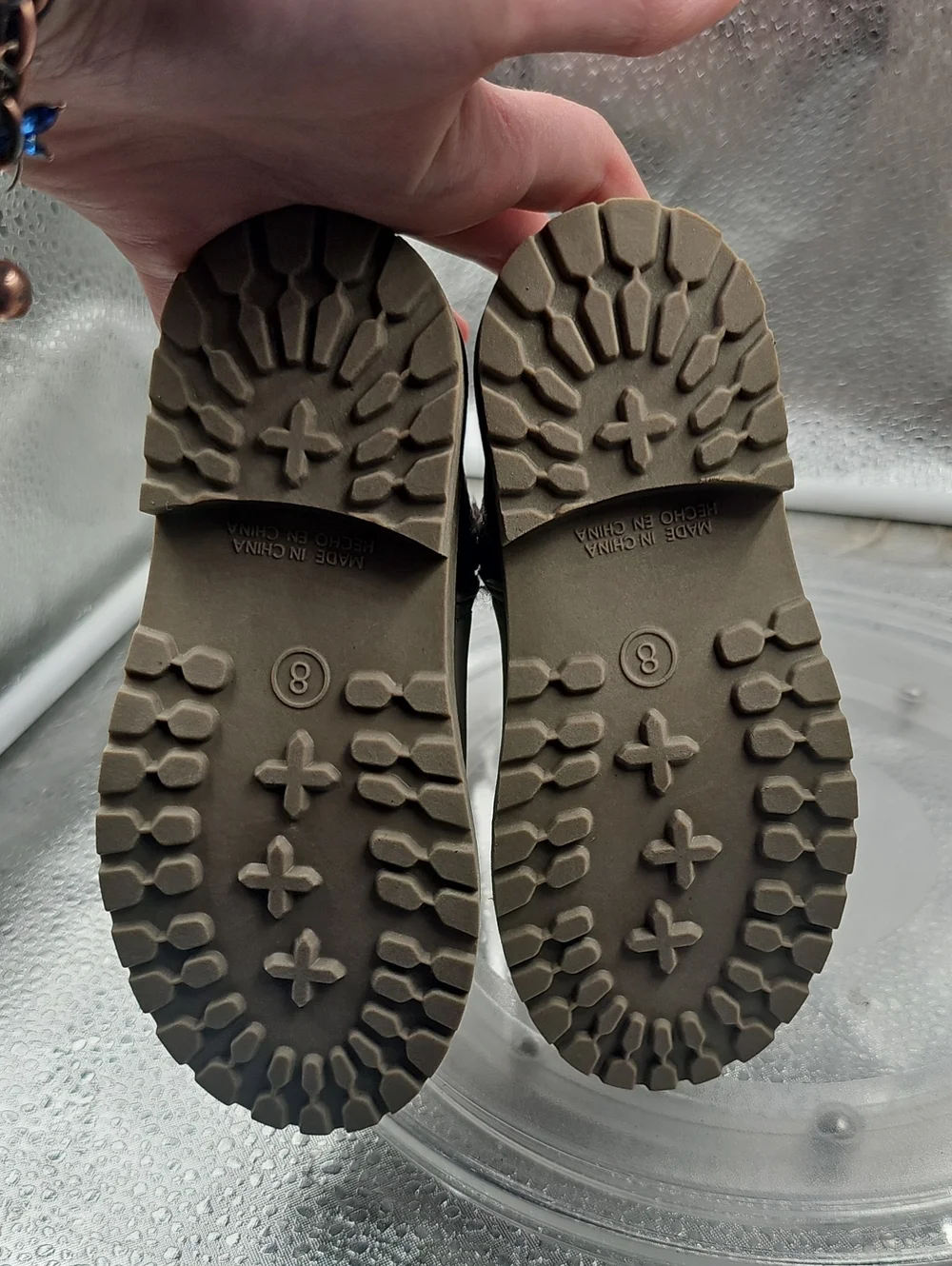 T Cream Old Navy Boots Size 8